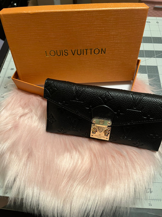 Luxury Inspired LV Wallet